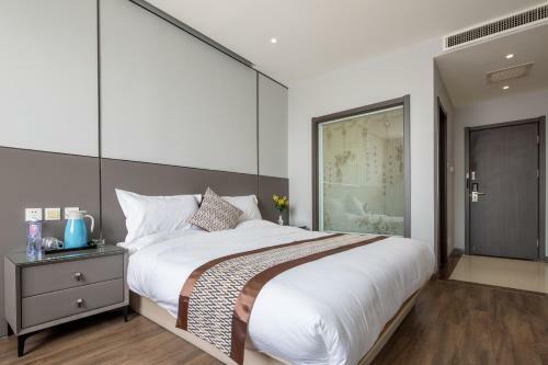 X�jushe Hotel