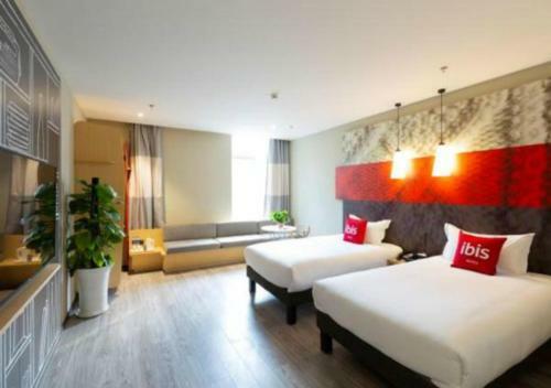 Ibis Xi'an Small Goose Pagoda Hotel