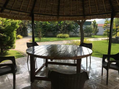 Hotel Green Valley Sports Club