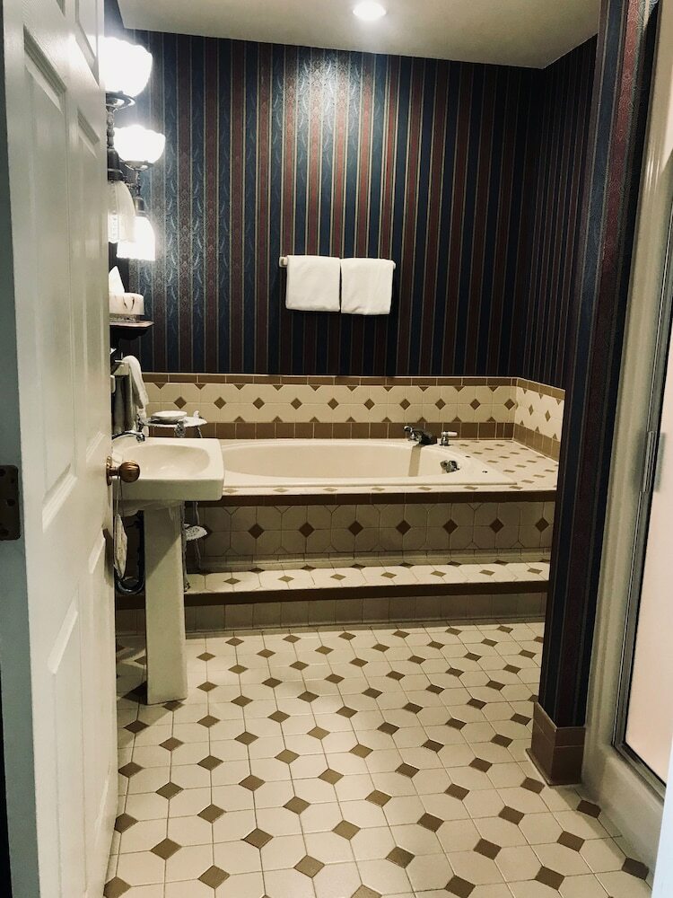Hotel Kingsley Inn