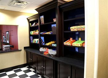 Posada Hampton Inn Pearsall