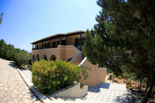 Iliobasilema Studios And Apartment