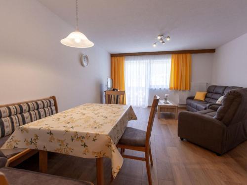 Scenic Apartment In Ehrwald With Garden