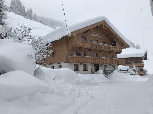 Hostal Landhaus Staudacher