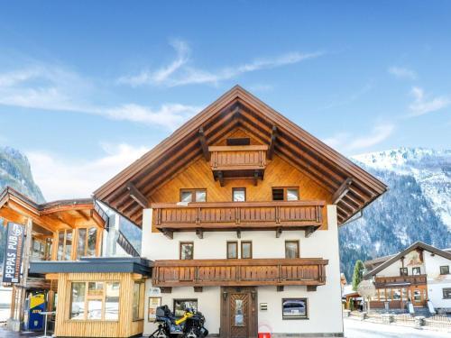 Pleasant Apartment In L�ngenfeld With Ski Storage