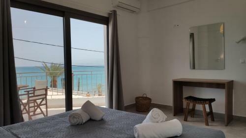 Ellie Apartments Stalida