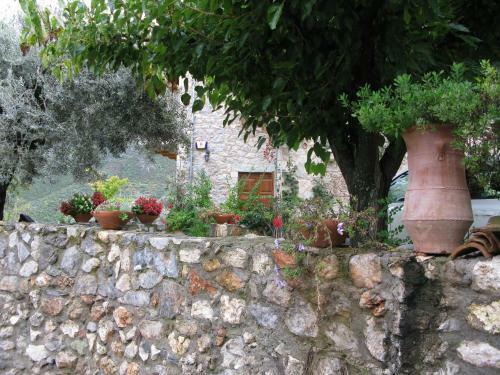 Homeberry Traditional Stone House In Tiros