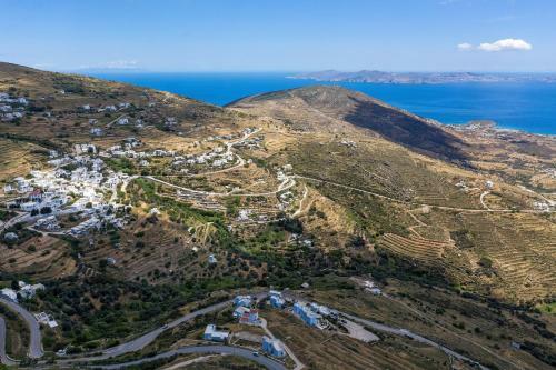Hotel Tinos Dove Suites
