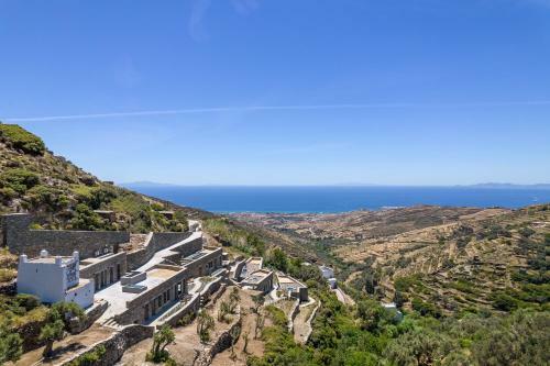 Hotel Tinos Dove Suites