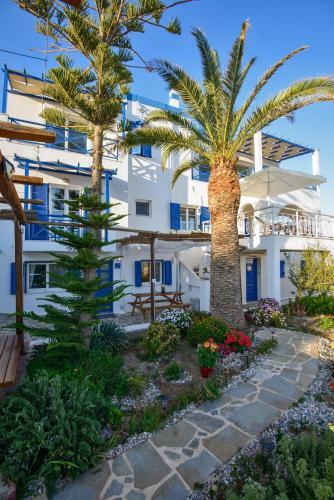 Deck2 Syros Premium Apartments