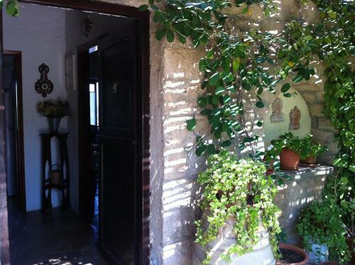 Aigina 3 Bedroom House By The Sea