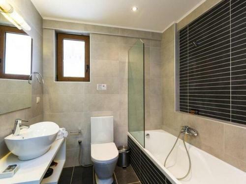 Apartment In Holiday Complex In Vlichada With Parking Space