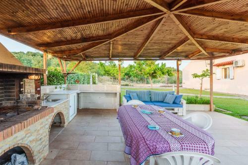 Zacharo Casa Rosa - Seaside Garden Retreat