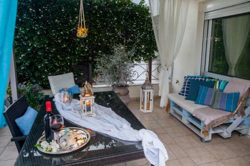 Villa Dina's House