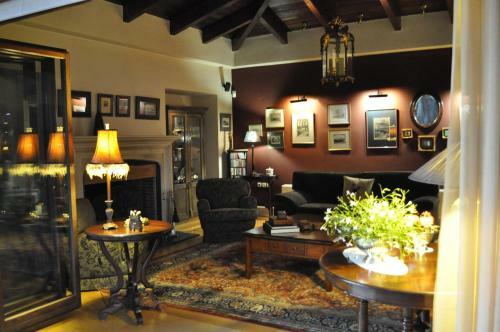 Villa Anna's Mansion