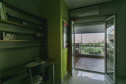 Top Floor Apartment At The City Center