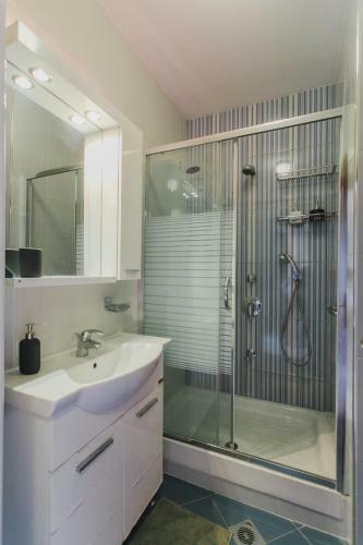 Top Floor Apartment At The City Center