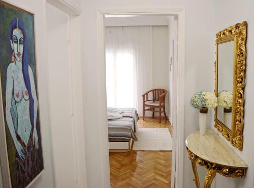 Urban Chic Apartment