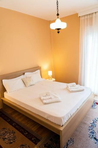 Apartamento Zennova #5 Antigonidon Square