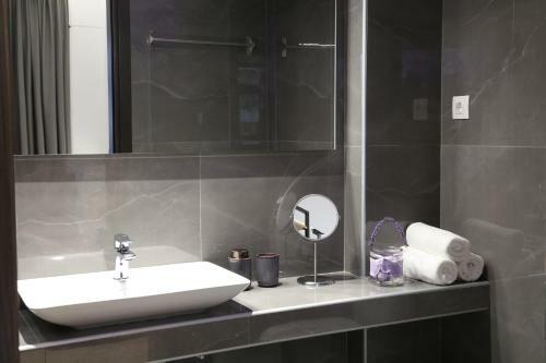 Apartamento Zh Luxury Suites