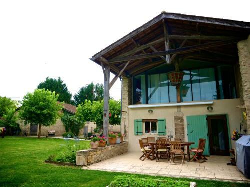 Hostal La Dor�pontaise