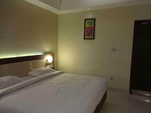 Hotel Ragavendra Residency