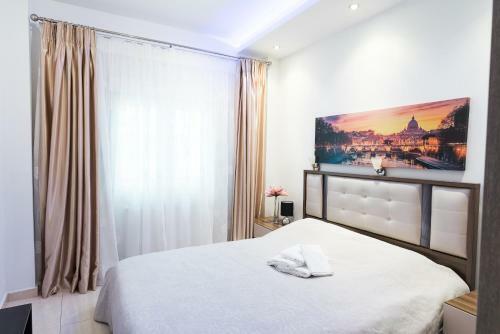 Laussani, Cozy & Quiet, 2 Bedroom Apartm.+ Balcony