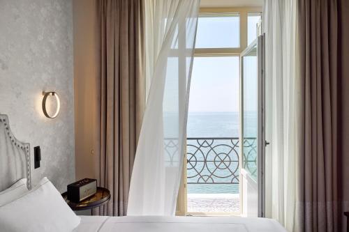 Hotel On Residence