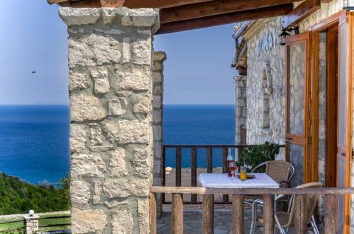 Apartamento Nireas : Stone Villa
