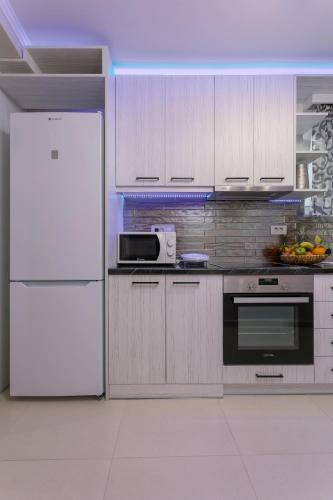 Evia's Apartment - New Apartment In Town!