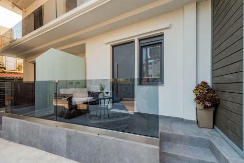 Stylish & Bright Apartment In The City Centre