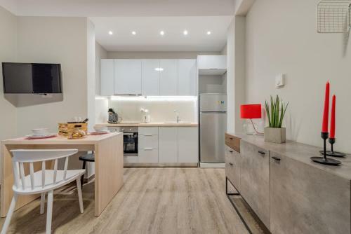 Stylish & Bright Apartment In The City Centre