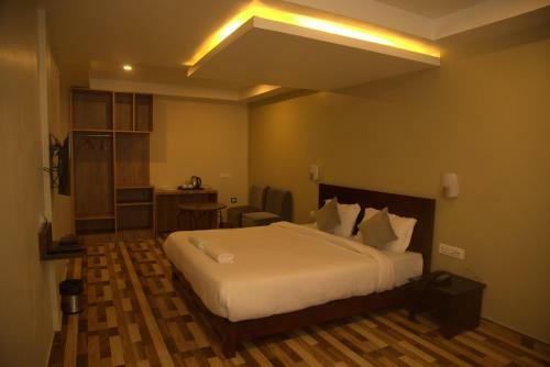 Hotel The Phoenix Residency