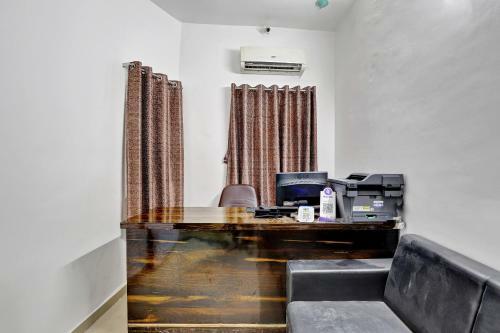 Oyo Collection O 88225 Hotel Knox