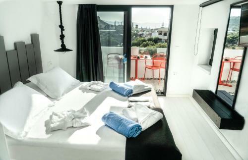 See Sea Apartments