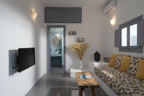 Hotel Blue White Suites