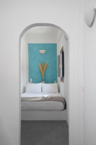 Hotel Blue White Suites