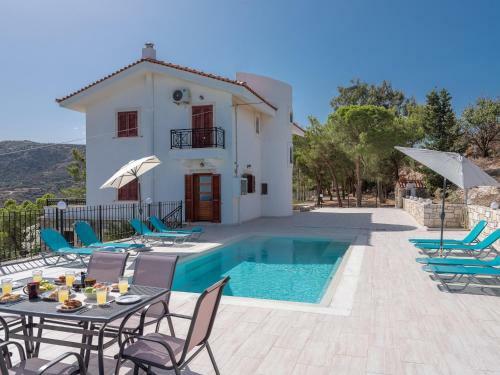 Villa Aura Pine