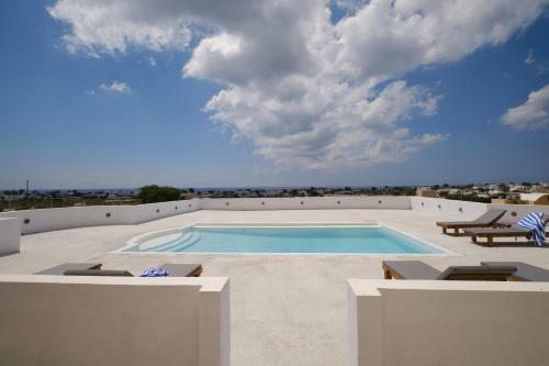 Private Villa Evgenia With Swimming Pool