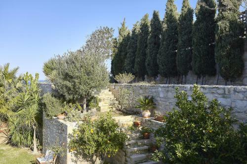 Villa Paradissi