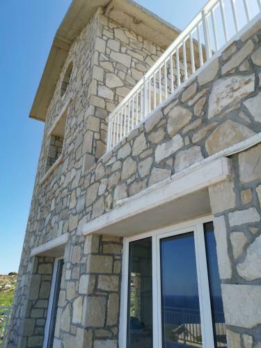 Entire Villa 3 Bdr Seaview Mountain View