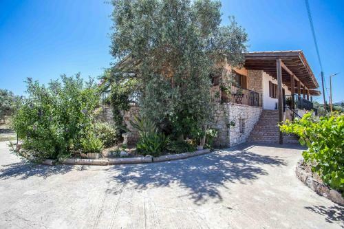 Sunny Countryside Villa - 5 Min To ?