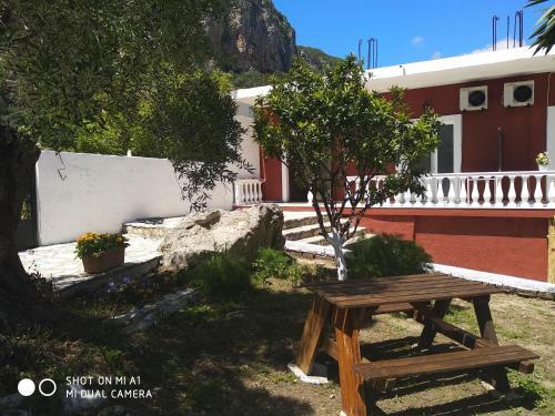 Apartamento Paleokastritsa Studios - Sun's Gift Spiros