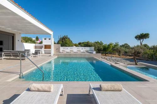 Villa Iris In Pefkos, Pine Villas