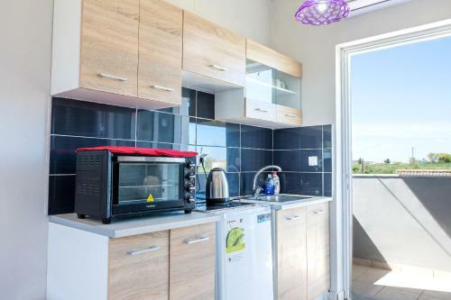 Brunswick Apartments - Pool & Beach