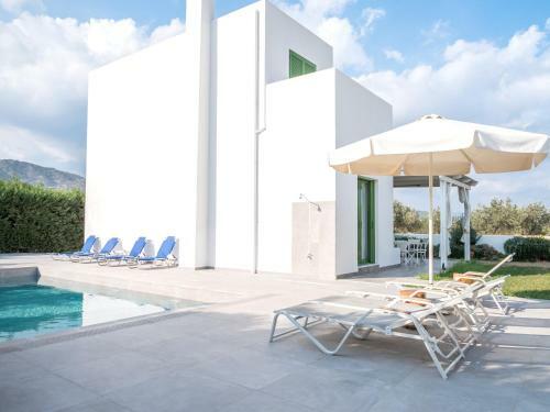 Elegant 2-bedroom Villa With Private Pool Near Lindos