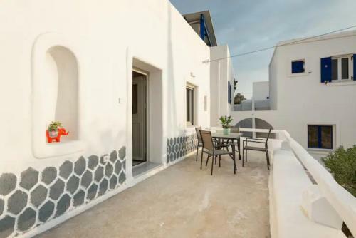 Marousso's Seafront House