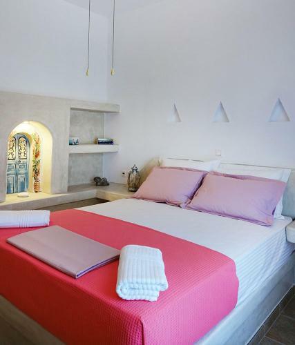 Flora Apartments