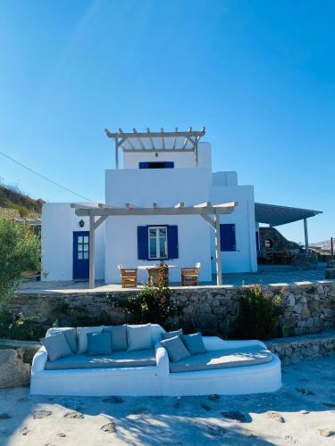 Patron Pool Villa By Mykonos & More