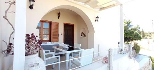 Paros Asklipios Homes